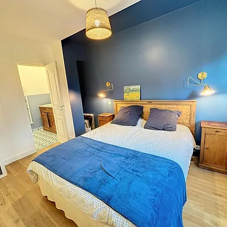 Holiday home Grande Maison Renovee Proche Centre Et Plage, 5 Chambres, Confort, Terrasse, Jardin, Wi-fi - Fr-1-361-531 *